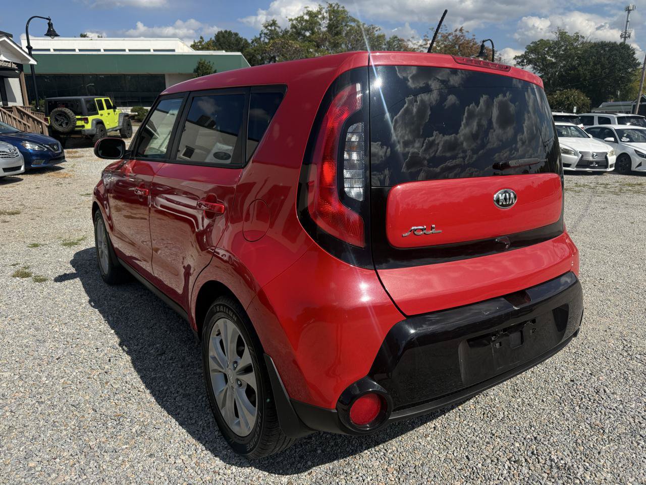 Used 2016 Kia Soul + w/ Audio Package FWD image 7