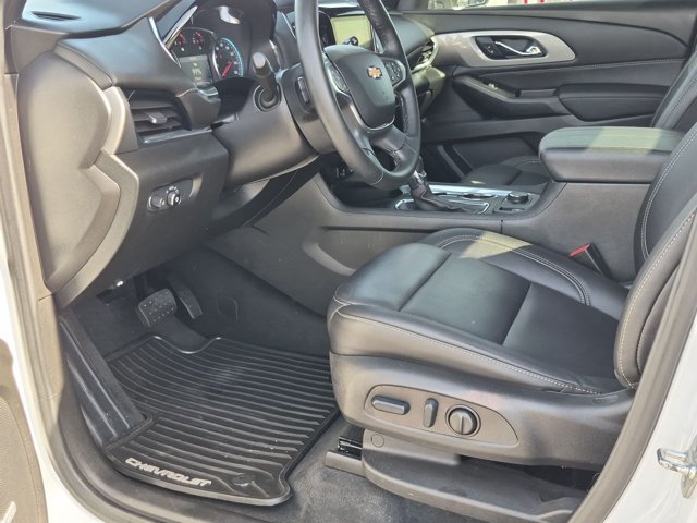 Used 2023 Chevrolet Traverse LT w/ LT Premium Package AWD/4WD image 24
