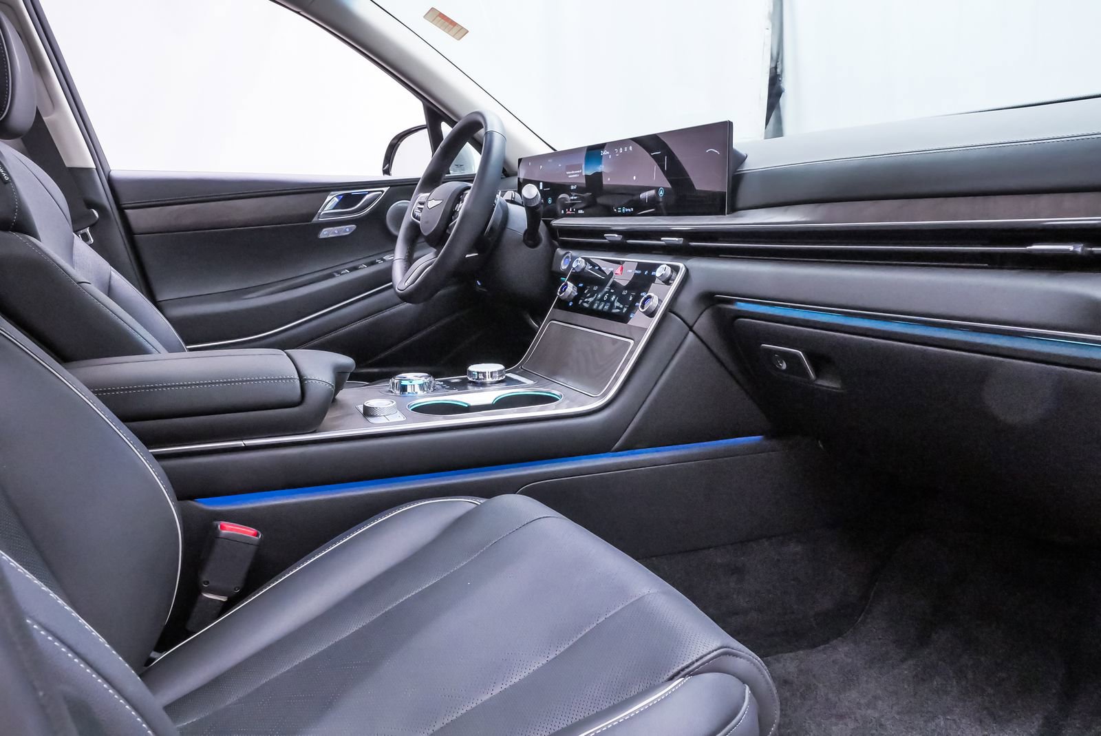 Certified 2025 Genesis GV80 3.5T Advanced image 13