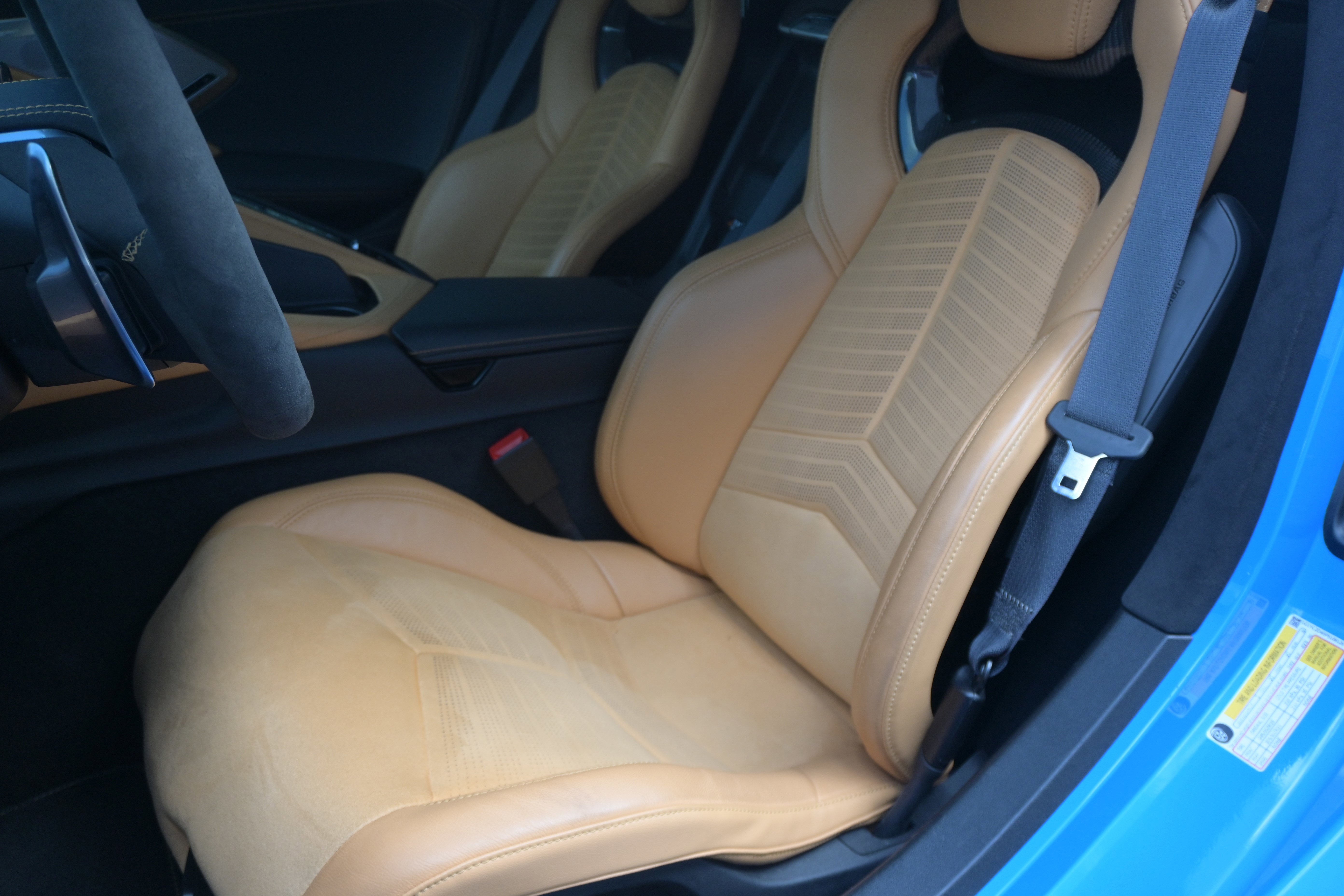 Used 2023 Chevrolet Corvette Stingray Premium Cpe w/ Z51 Performance Package image 16