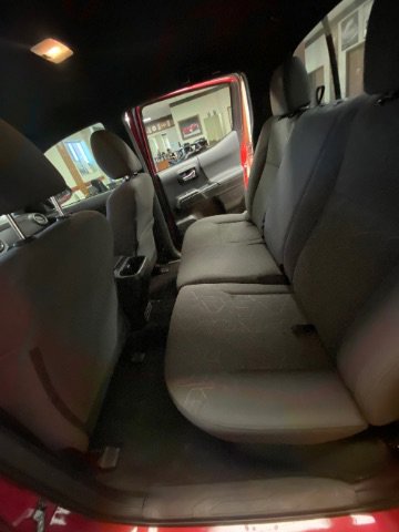 Used 2018 Toyota Tacoma TRD Sport image 20