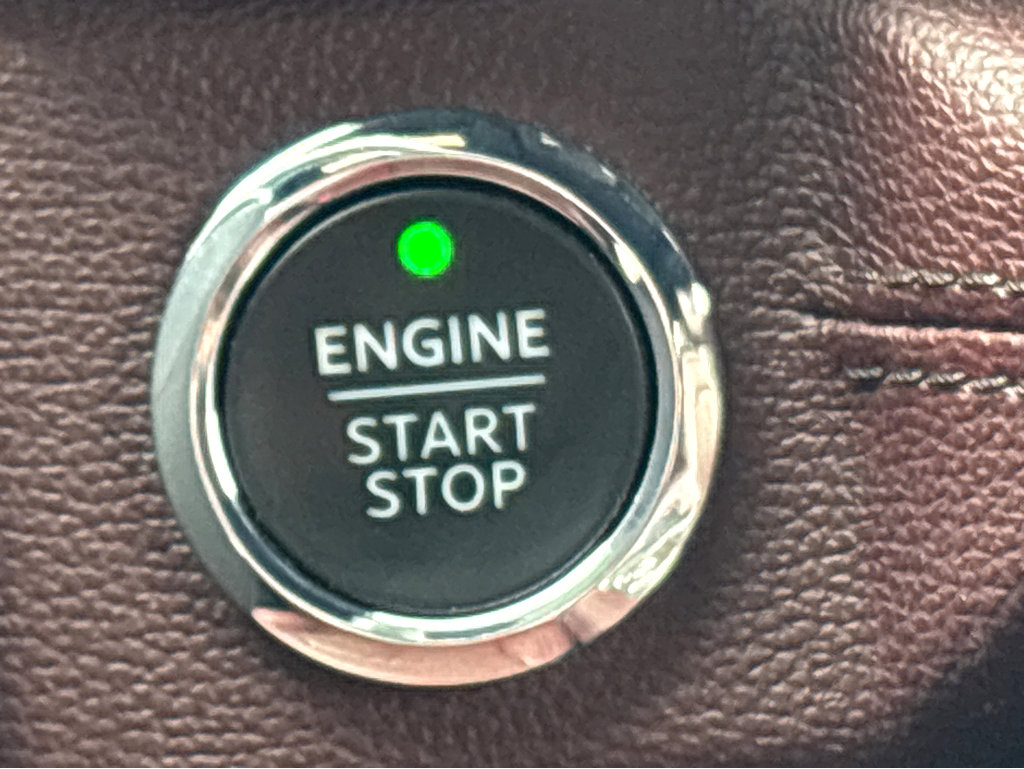 Used 2022 Ford Expedition Max Limited image 7