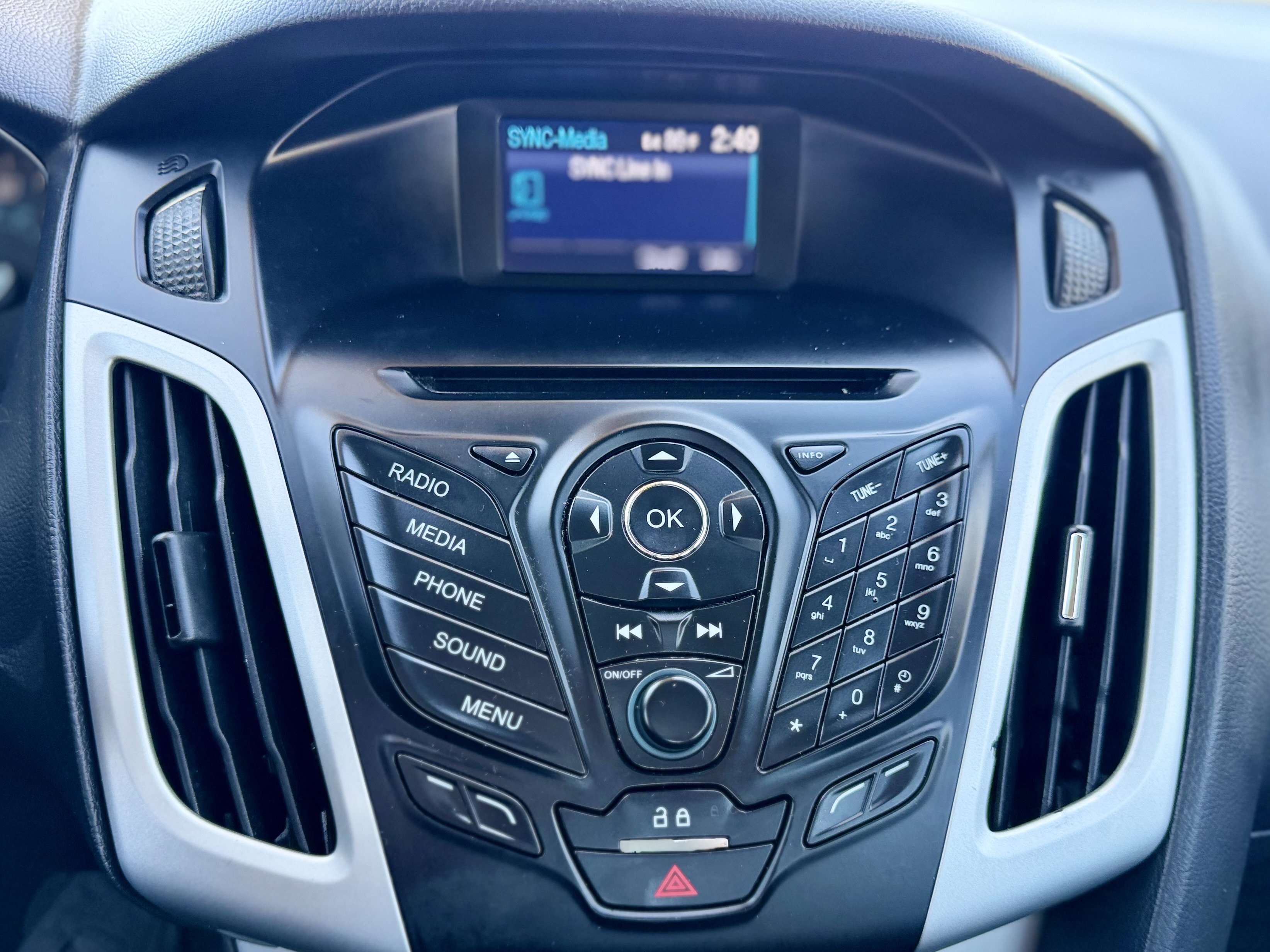 Used 2013 Ford Focus SE FWD image 19