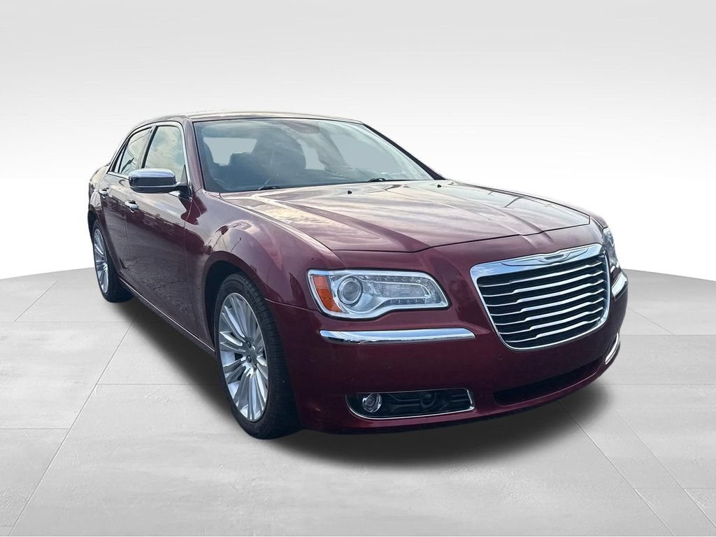 Used 2013 Chrysler 300 C w/ Light Group RWD image 8