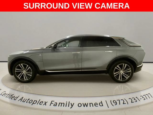 Used 2023 Cadillac Lyriq 2WD image 2