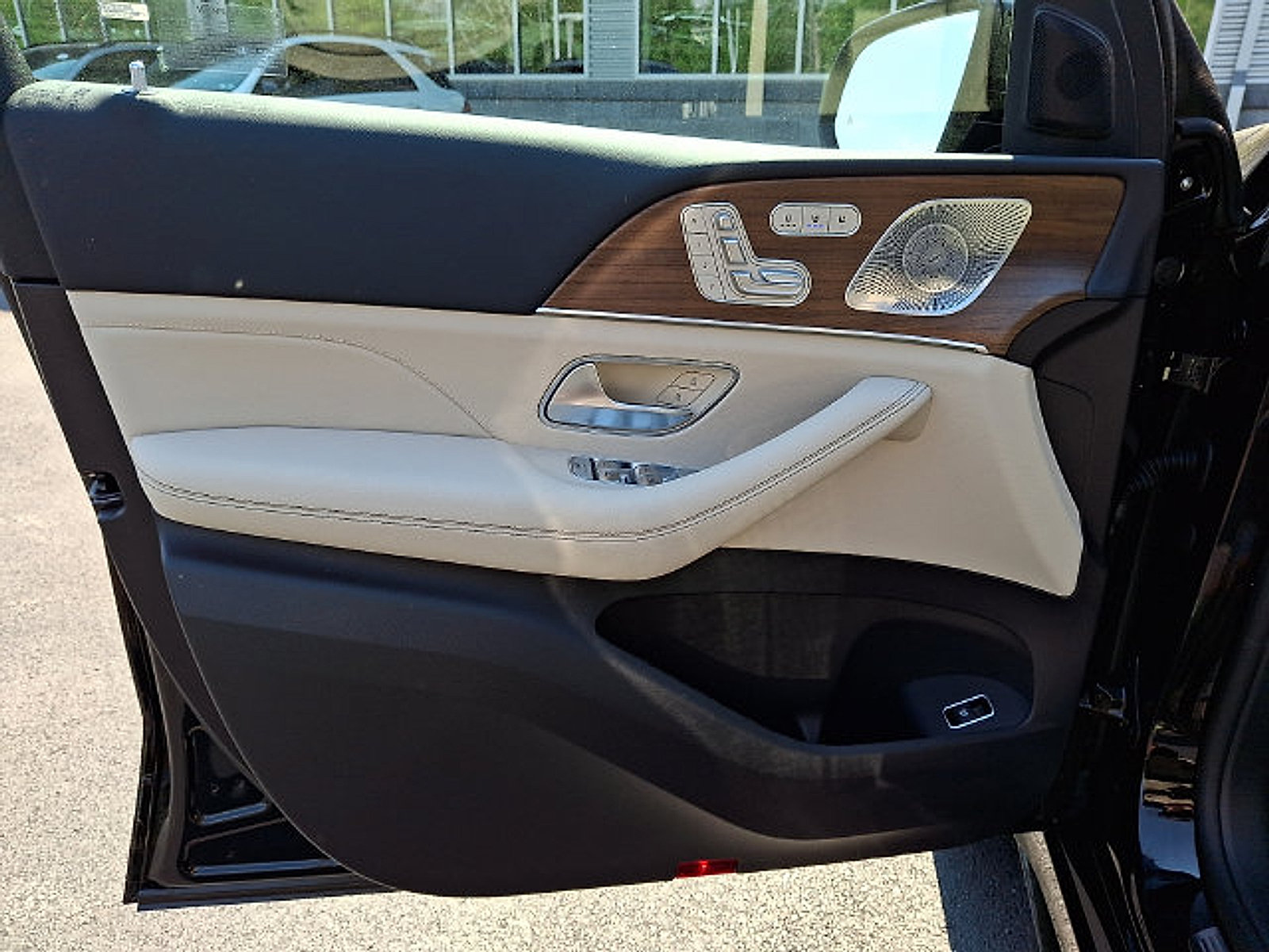 Used 2026 Mercedes-Benz GLE 350 4MATIC image 11