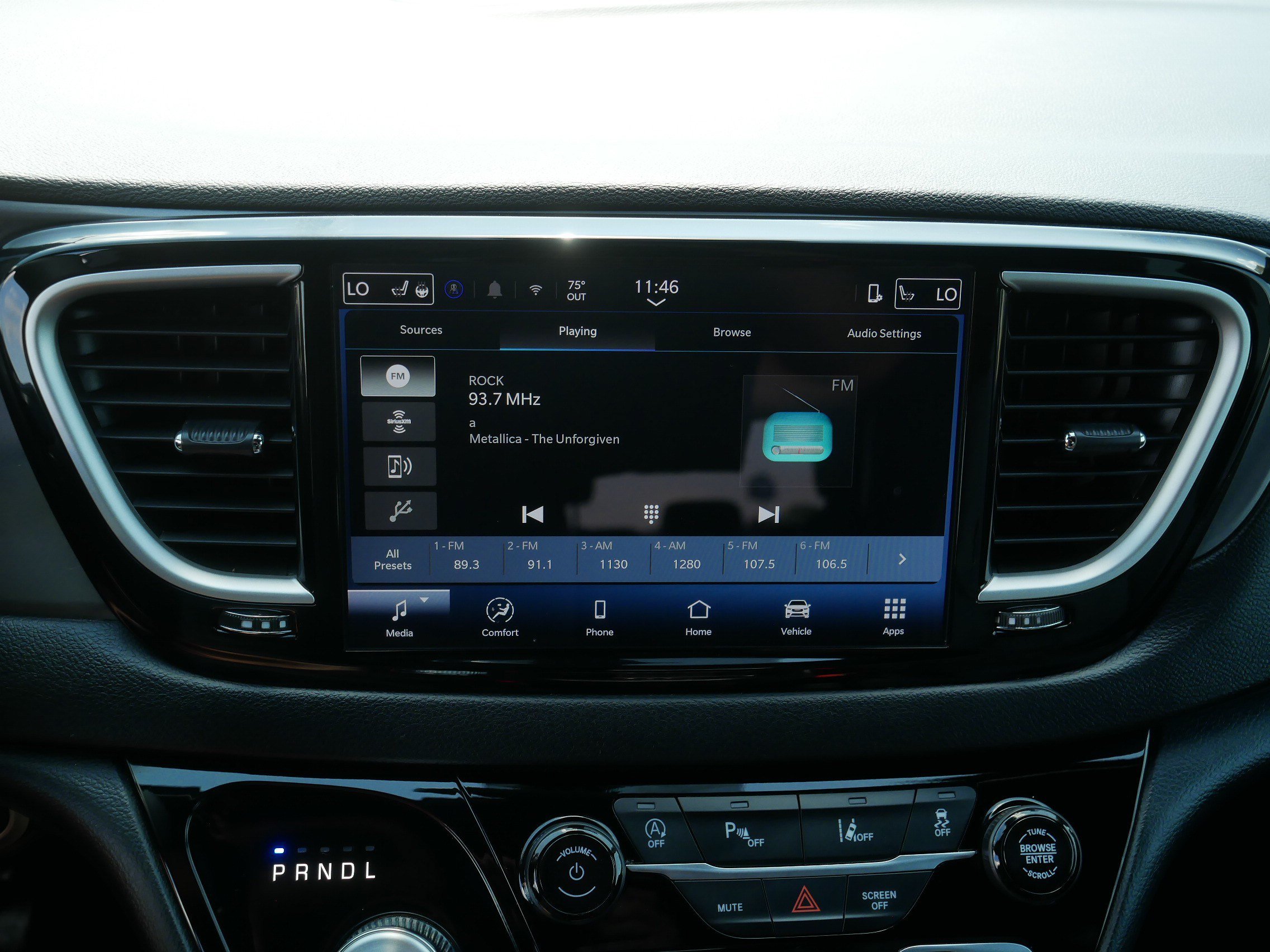 Used 2025 Chrysler Pacifica Select FWD image 22