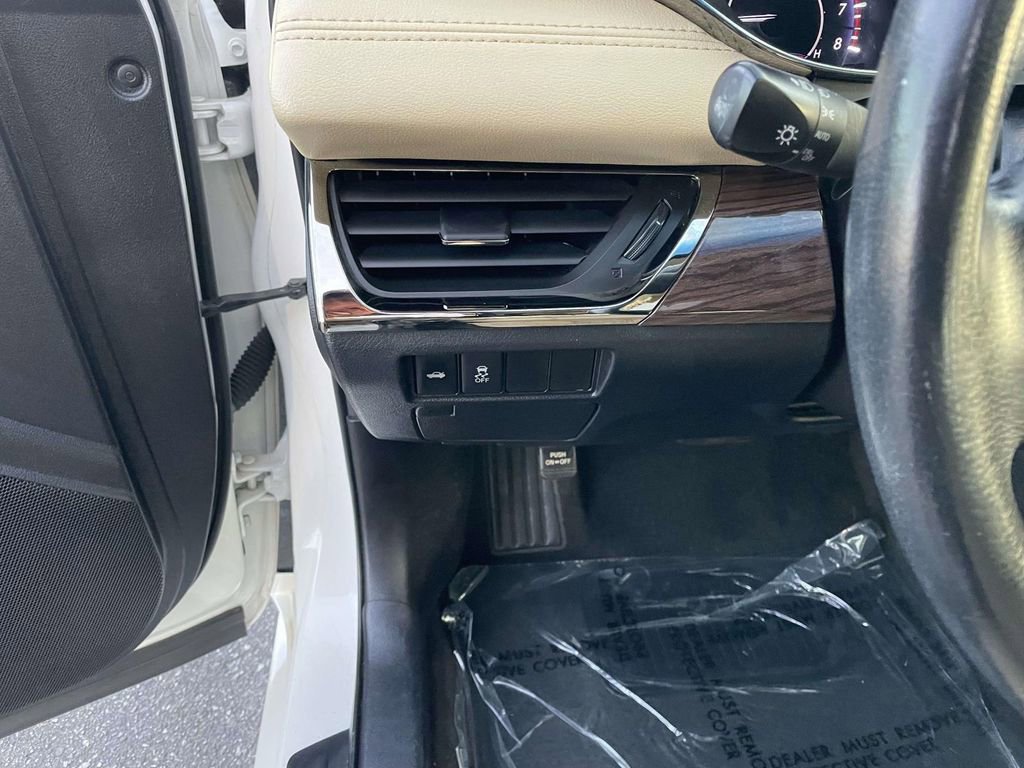 Used 2015 Toyota Avalon XLE Premium image 31