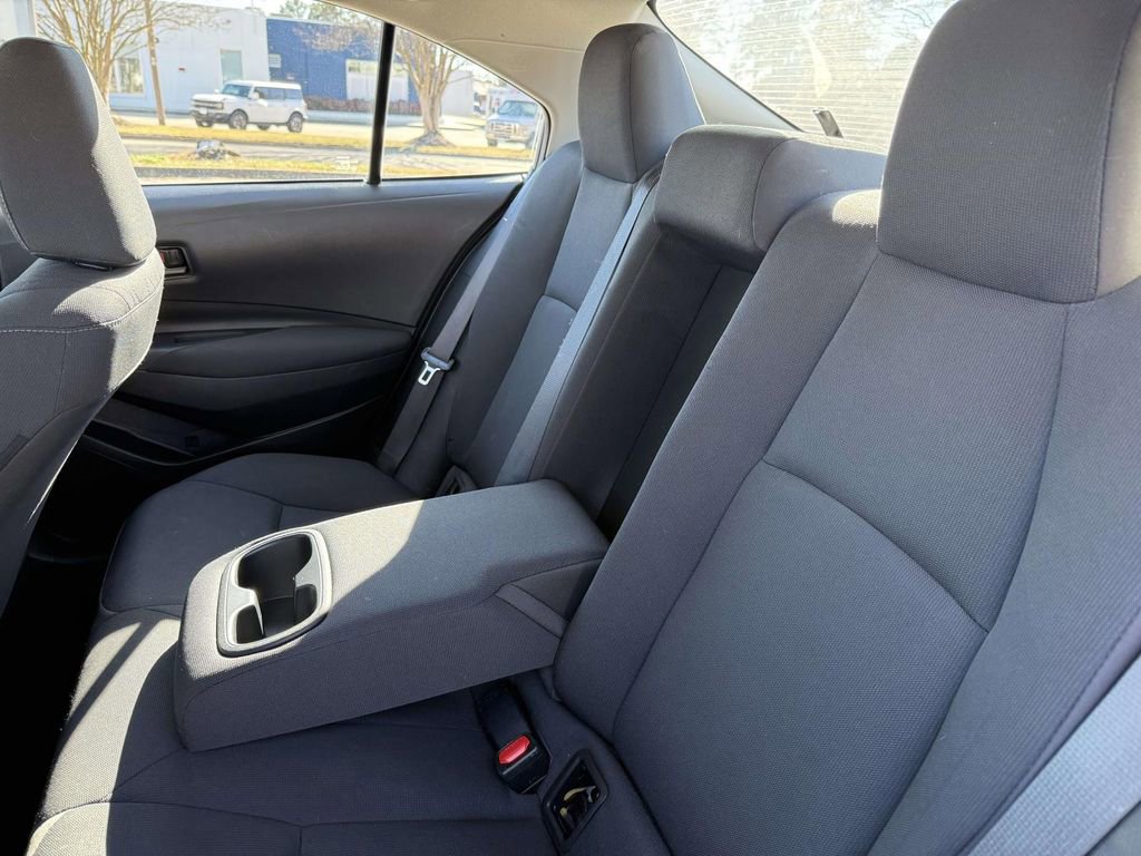 Used 2023 Toyota Corolla LE image 9