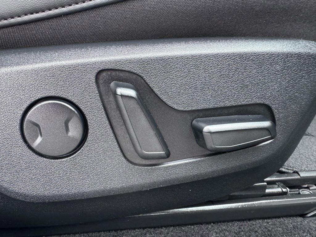 Used 2022 Kia EV6 Wind w/ Wind Technology Package AWD/4WD image 28