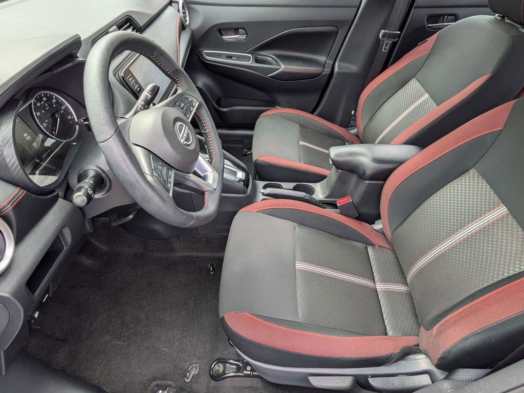 Used 2024 Nissan Versa SR image 11