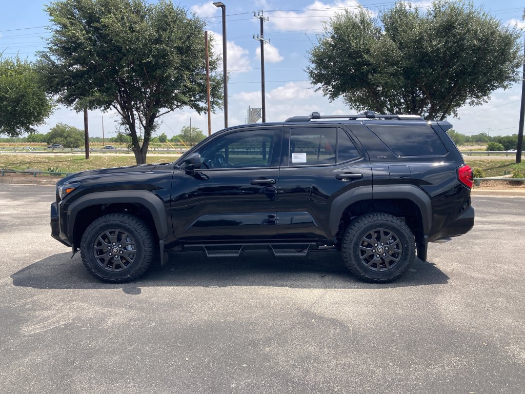 New 2026 Toyota 4Runner SR5 AWD/4WD image 8