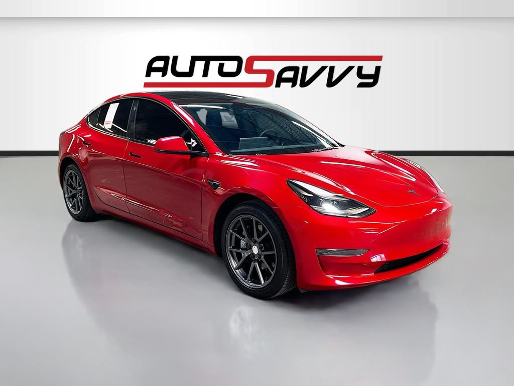 Used 2023 Tesla Model 3 Standard Range RWD image 1