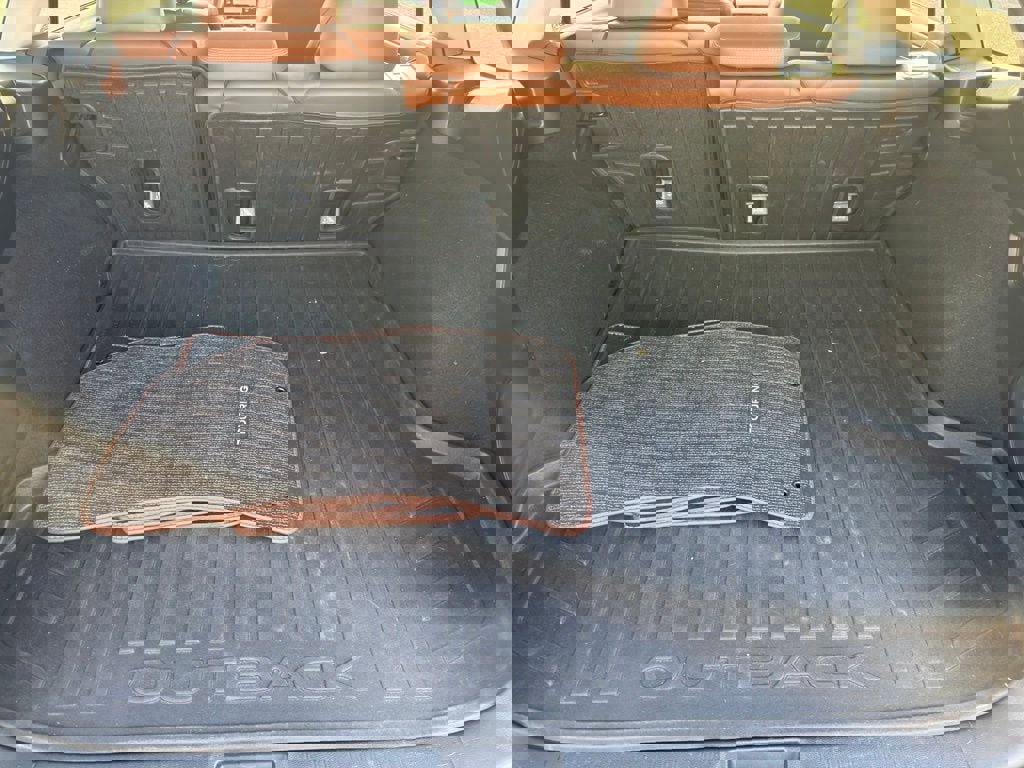 Used 2017 Subaru Outback 3.6R Touring image 39