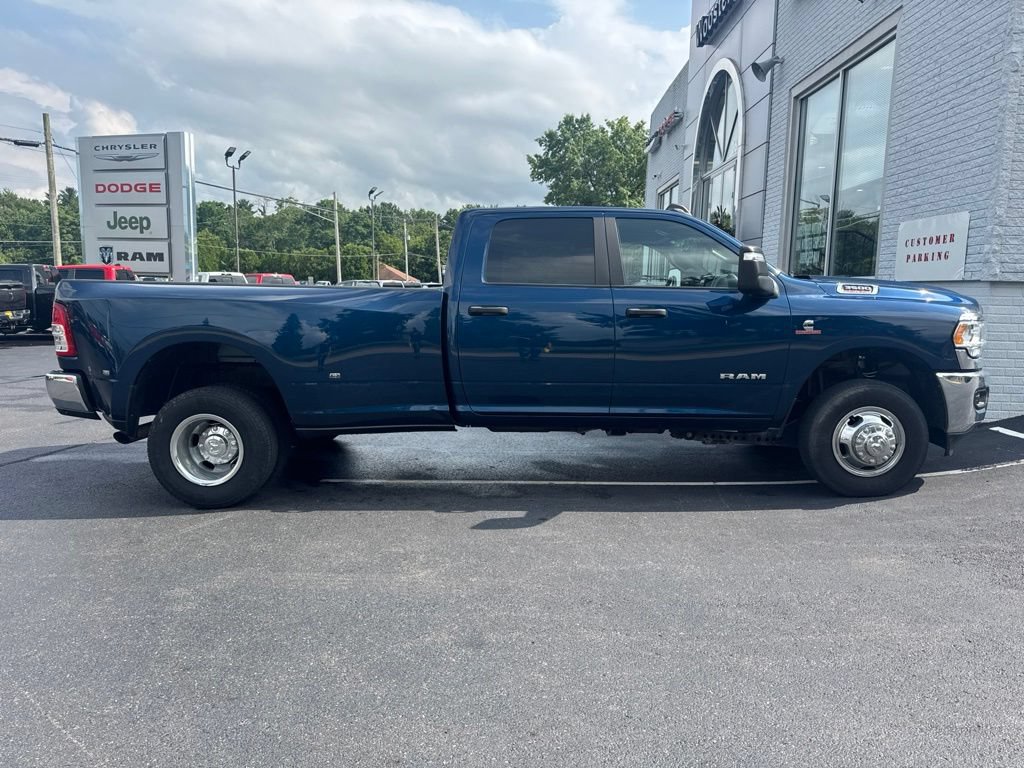 Used 2023 RAM 3500 Big Horn w/ Level 1 Equipment Group AWD/4WD image 2