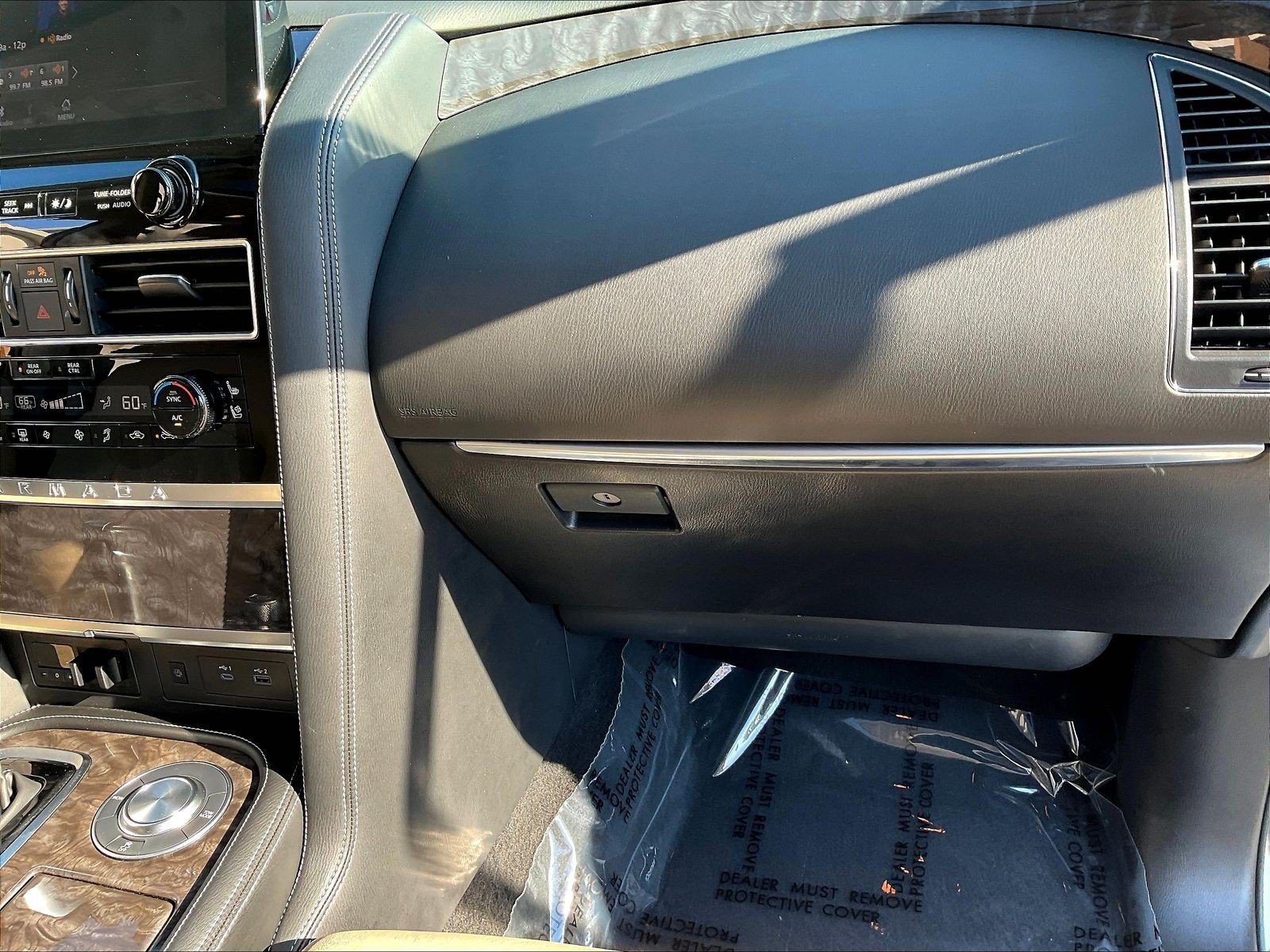 Certified 2022 Nissan Armada Platinum w/ Captain's Chairs Package RWD image 29