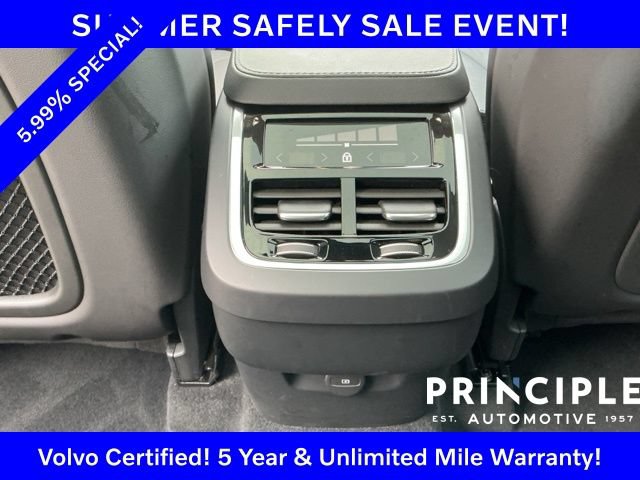 Certified 2025 Volvo XC90 B5 Core AWD/4WD image 36