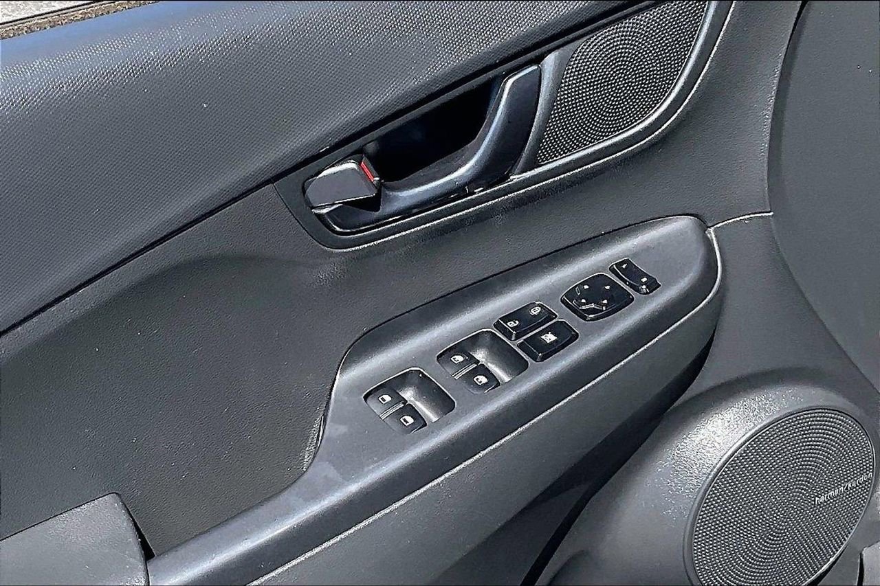 Used 2022 Hyundai Kona N Line w/ Tech Package FWD image 27