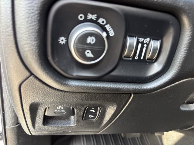 Used 2022 RAM 1500 Laramie AWD/4WD image 25