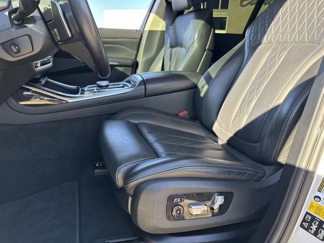 Used 2023 BMW X7 xDrive40i image 22