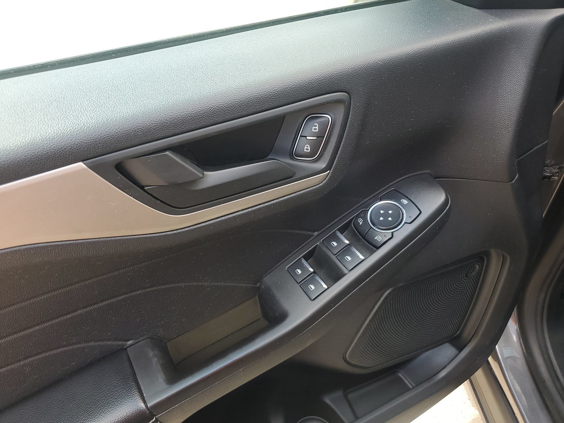Used 2021 Ford Escape S FWD image 28