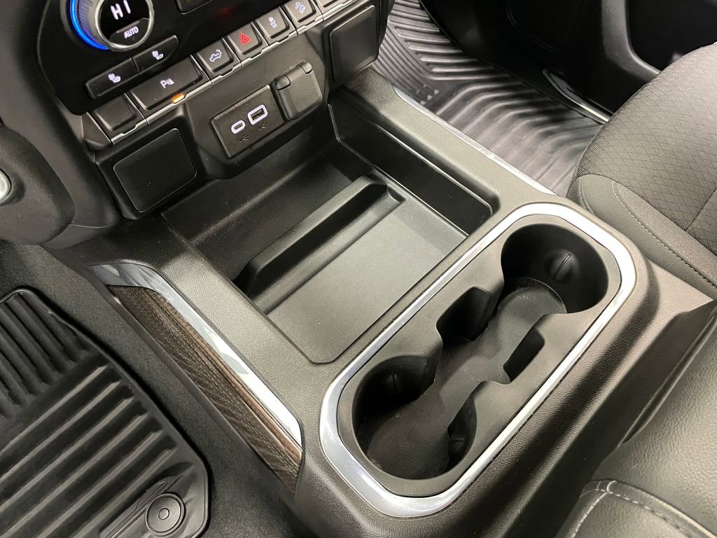 Used 2022 Chevrolet Silverado 1500 RST w/ LPO, Blackout Package image 32