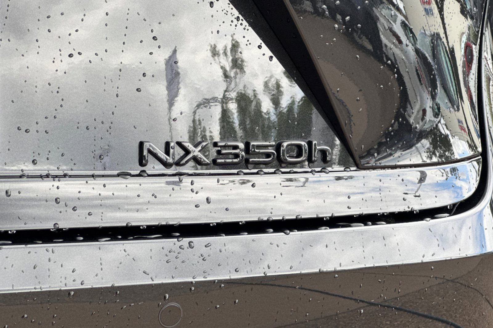 Used 2026 Lexus NX 350h Luxury w/ Accessory Package (Z1) FWD image 23