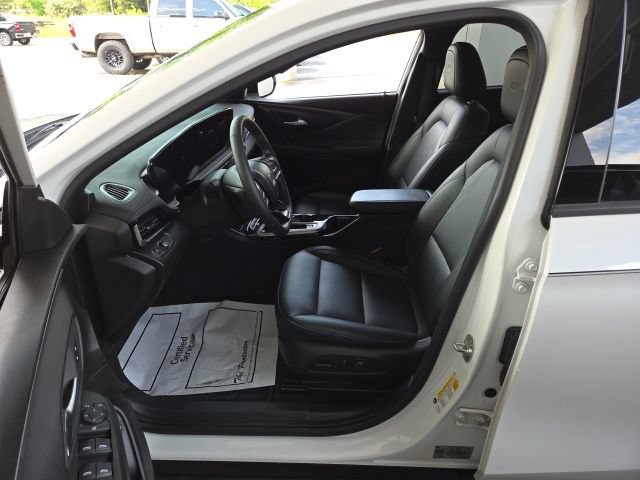 Used 2024 Buick Envista Sport Touring w/ Convenience I Package FWD image 20