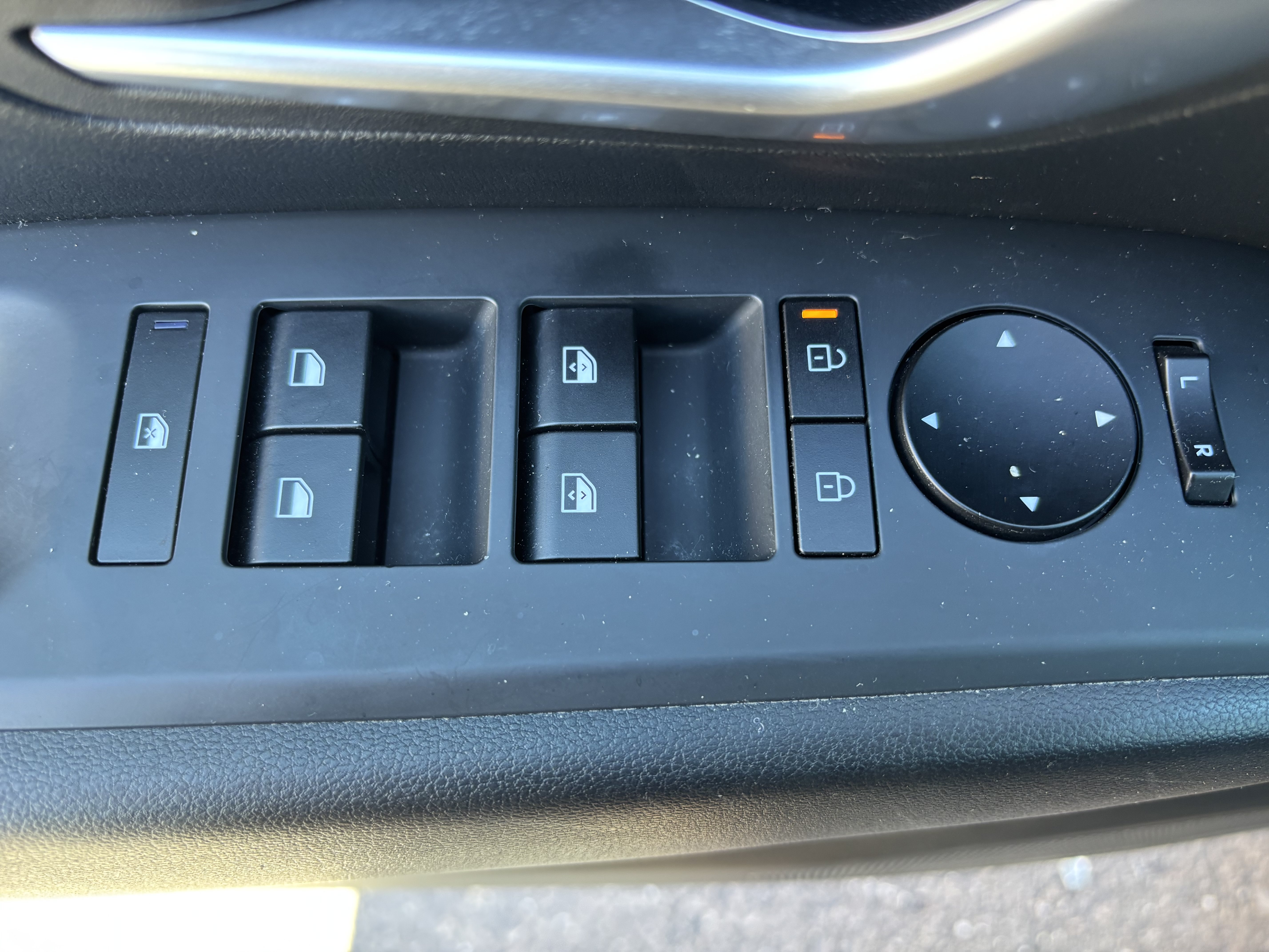 Used 2025 Hyundai Tucson SEL AWD/4WD image 17