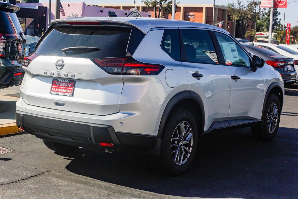 New 2025 Nissan Rogue S image 7
