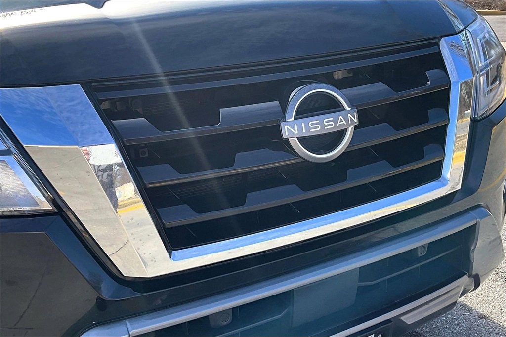 Used 2022 Nissan Armada SV image 29