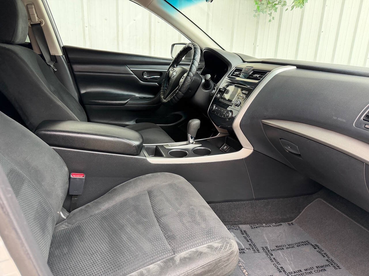 Used 2015 Nissan Altima 2.5 S w/ Special Edition Package FWD image 14
