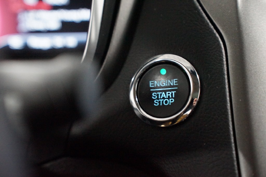 Used 2020 Ford Fusion SE FWD image 22