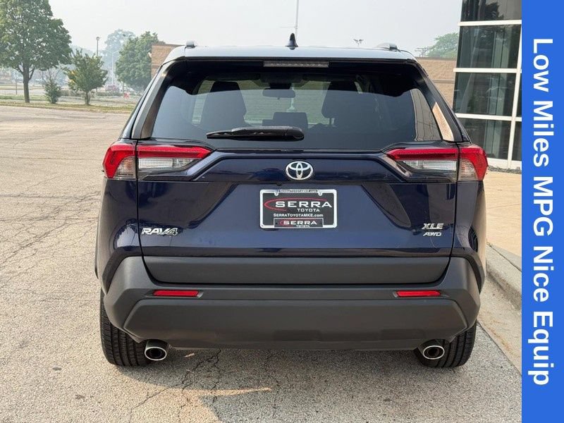 Used 2020 Toyota RAV4 XLE w/ All Weather Liner Package AWD/4WD image 4