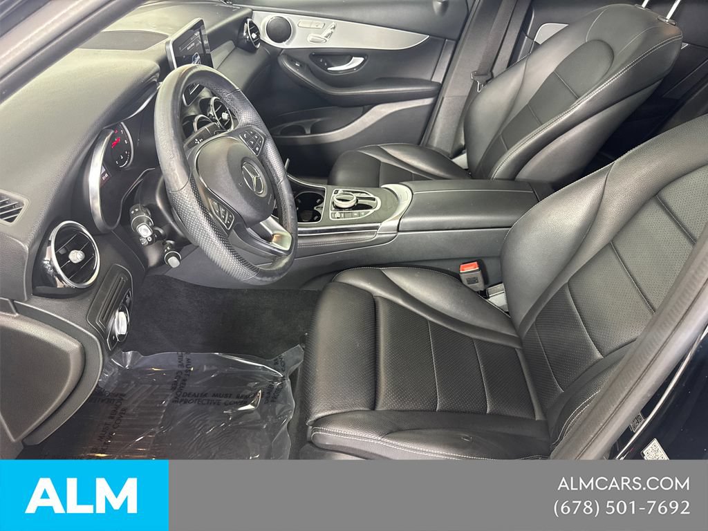 Used 2019 Mercedes-Benz GLC 300 4MATIC w/ Premium Package image 11