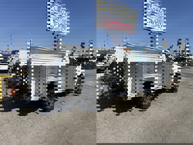 Used 2018 RAM 3500 Tradesman w/ Chrome Appearance Group image 9