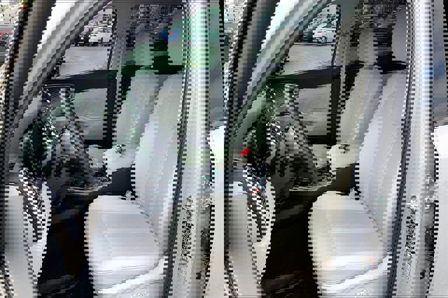 Used 2023 Kia Sorento SX image 8