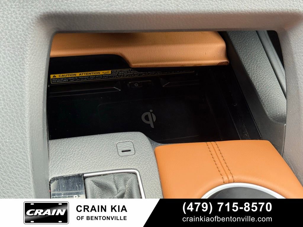 Used 2022 Toyota Avalon Limited w/ Advanced Safety Package FWD image 18