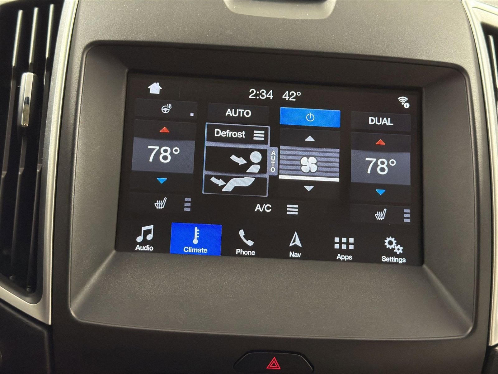 Used 2017 Ford Edge SEL w/ Equipment Group 201A image 21