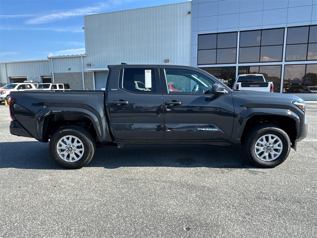 New 2025 Toyota Tacoma SR5 image 2