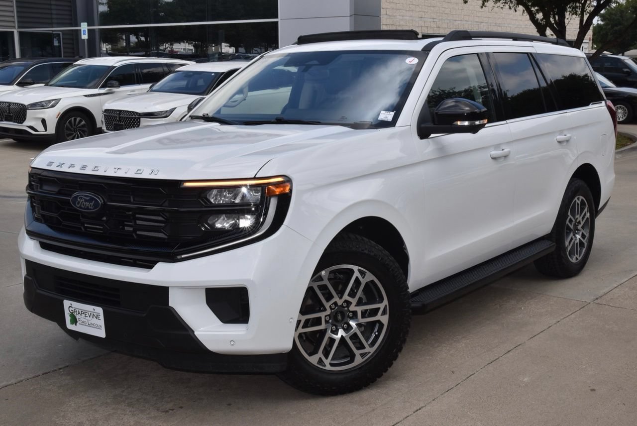 Certified 2025 Ford Expedition Active AWD/4WD image 43