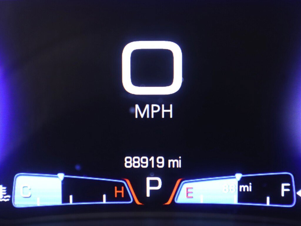 Used 2017 Chrysler 300 C RWD image 14