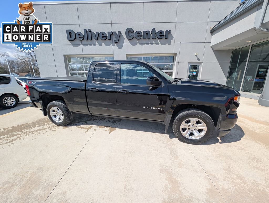 Used 2018 Chevrolet Silverado 1500 LT w/ All Star Edition image 4