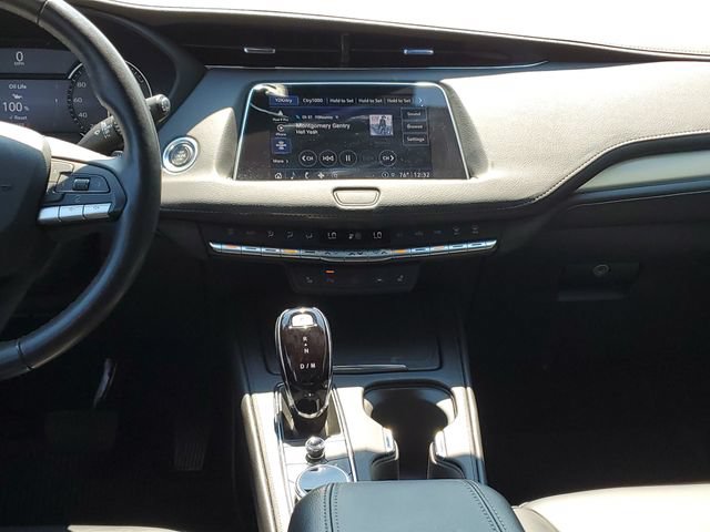Used 2023 Cadillac XT4 Premium Luxury w/ Cold Weather Package FWD image 30
