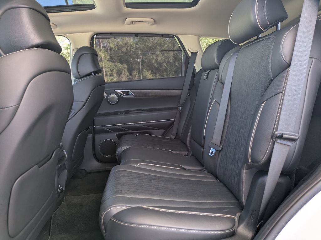 Used 2022 Genesis GV80 2.5T w/ Advanced Package 02 image 13