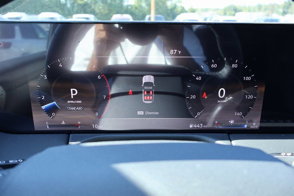 New 2026 Nissan Armada SL w/ Captain's Chari Seat Package image 10