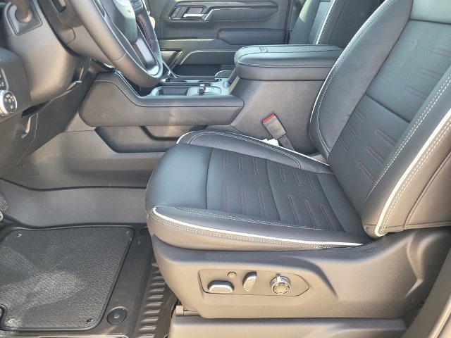 New 2026 GMC Sierra 2500 AT4X AWD/4WD image 19