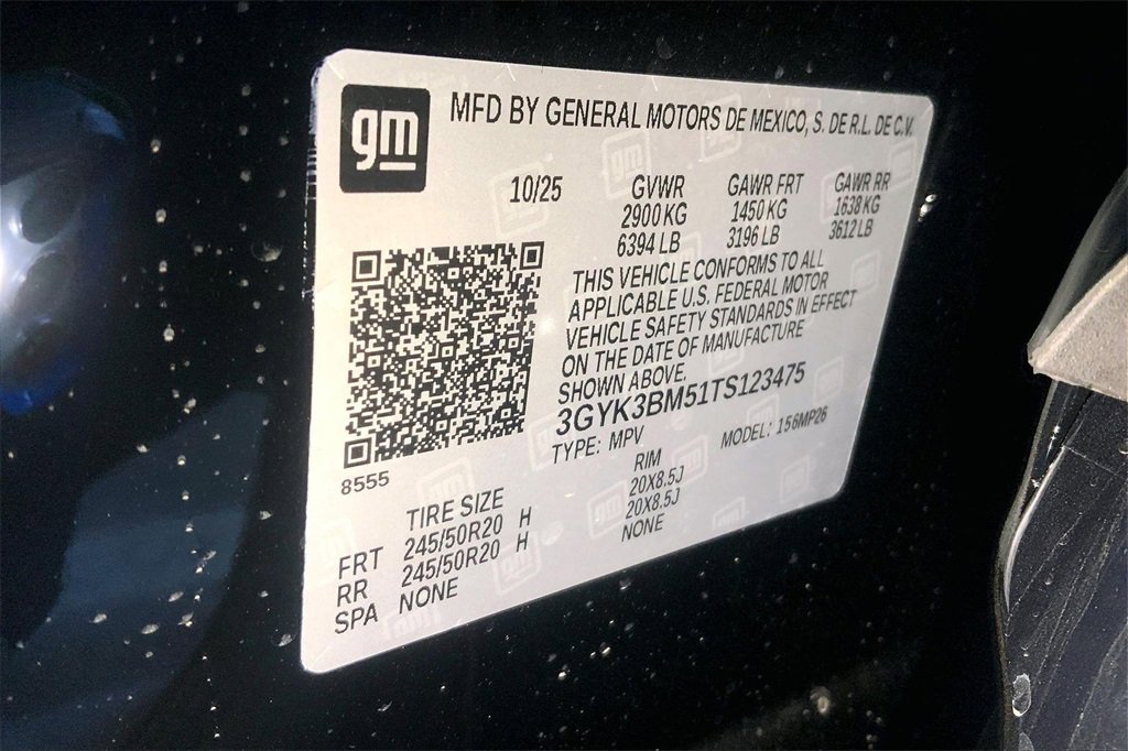 New 2026 Cadillac Optiq Luxury 1 image 36