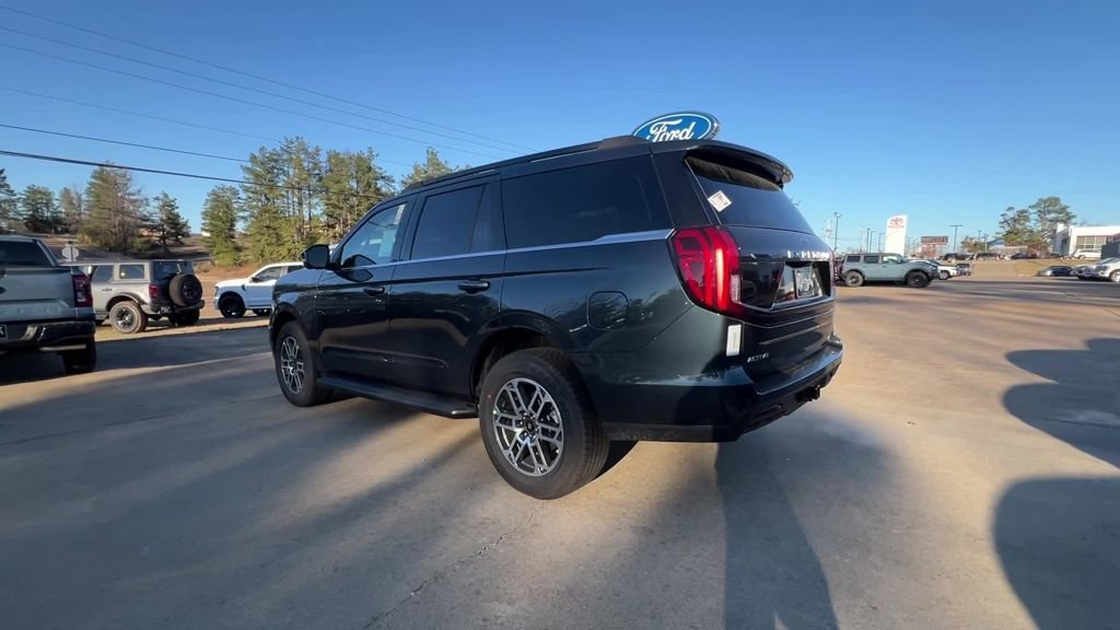 New 2026 Ford Expedition Active image 4