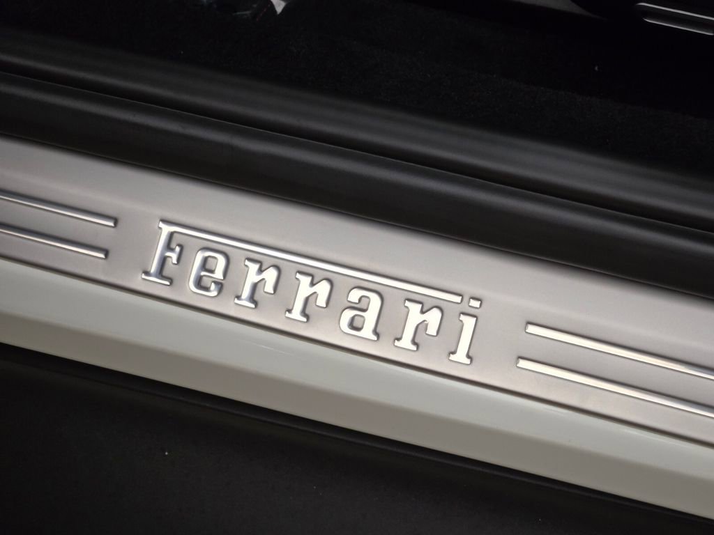 Used 2024 Ferrari Roma RWD image 33